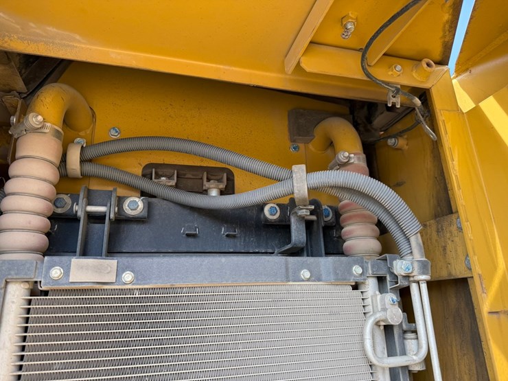 caterpillar-312e-image-61