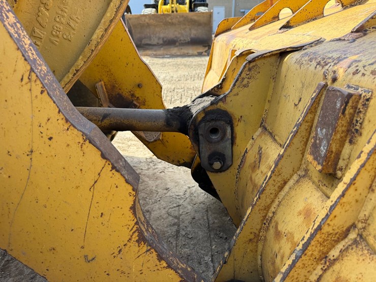 caterpillar-950f-image-15