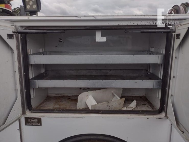 2012-ford-f550-image-32