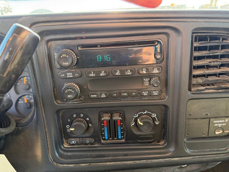 2006-chevrolet-2500-image-41