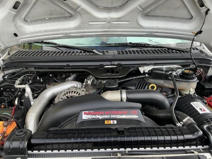 2007-ford-f550-image-21