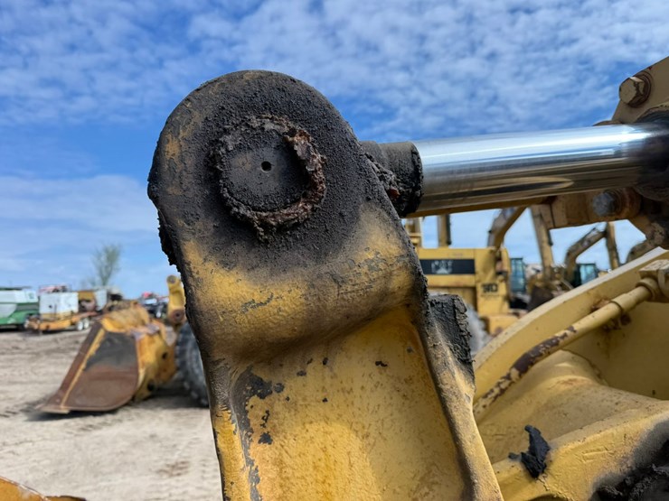 caterpillar-950f-image-25