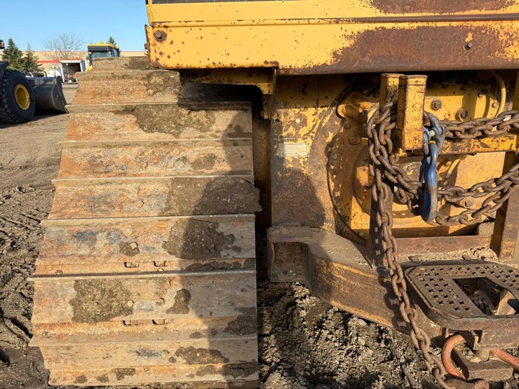 caterpillar-d4h-lgp-image-24