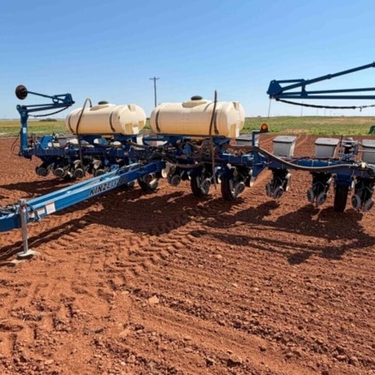 KINZE 3200