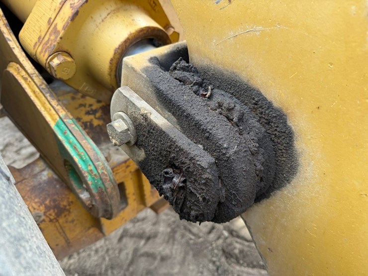 caterpillar-950f-image-16