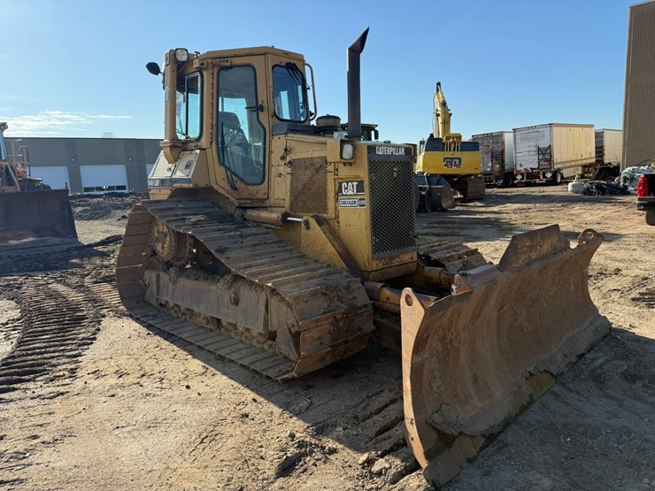 caterpillar-d4h-lgp-image-7