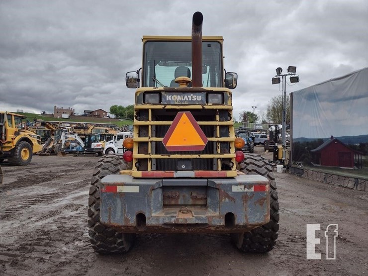 komatsu-wa180-3-image-4