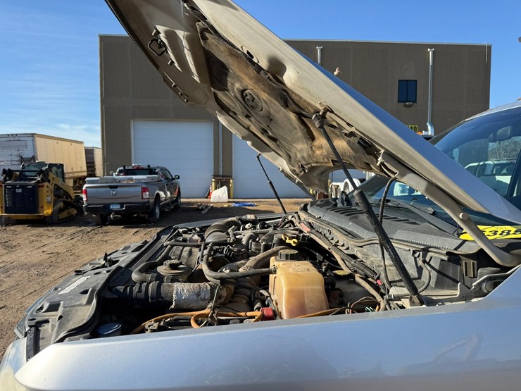 2017-ford-f550-xl-image-9