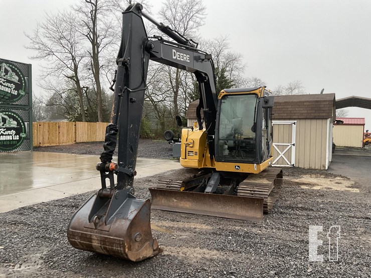 2019-deere-75g-image-8