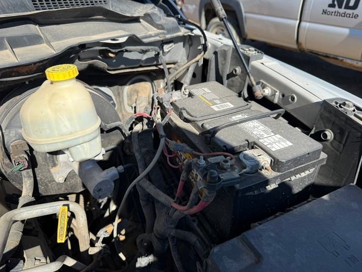 2016-dodge-1500-image-17