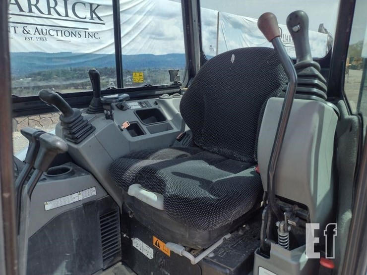 2021-bobcat-e35i-image-11