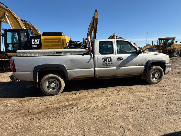 2006-chevrolet-2500-image-6
