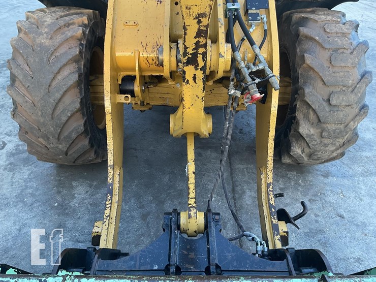 2015-caterpillar-908h2-image-10