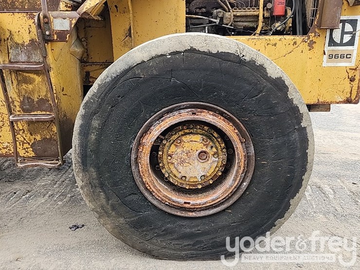 caterpillar-966c-image-14