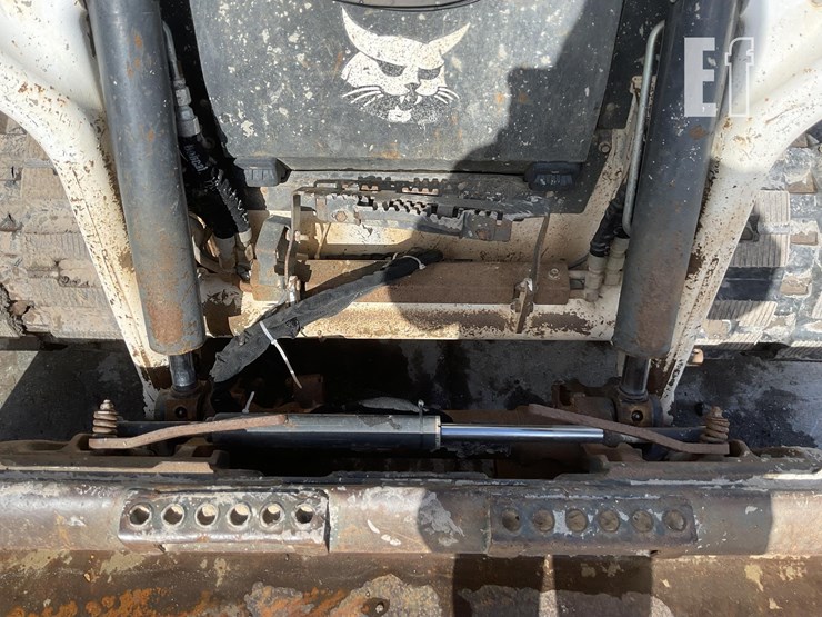 2021-bobcat-t66-image-12