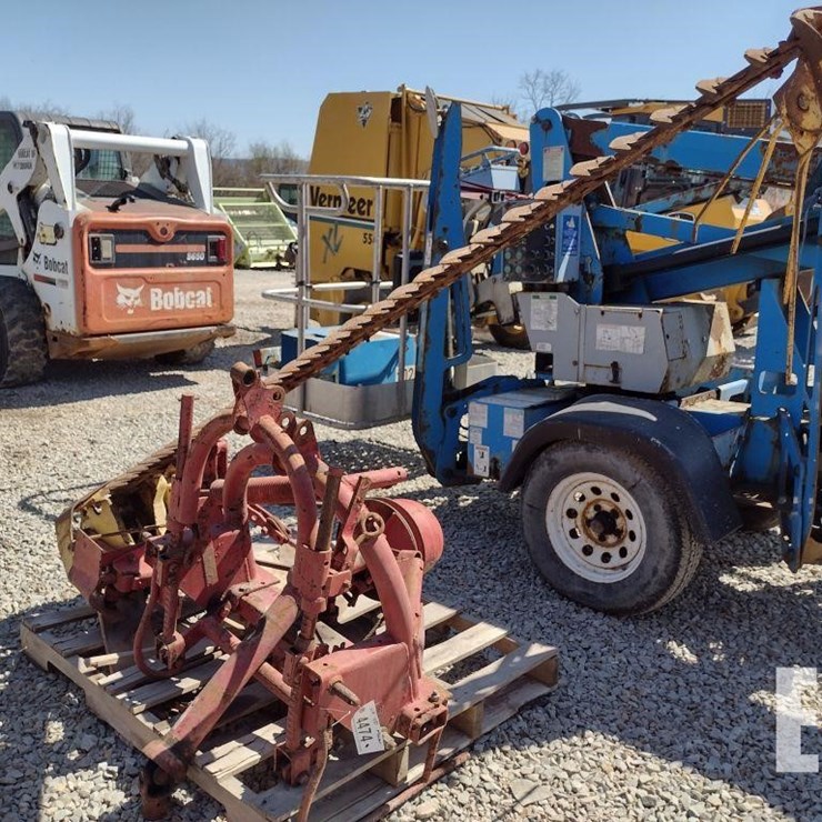 NEW HOLLAND 451