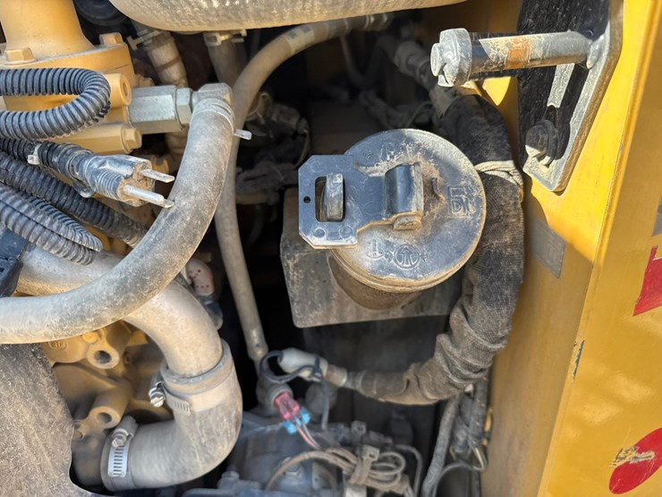 caterpillar-259d3-image-33