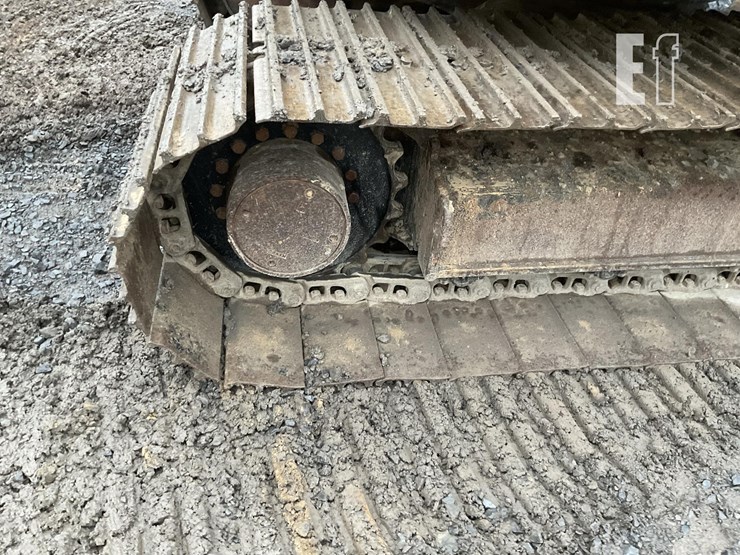 2019-deere-75g-image-10
