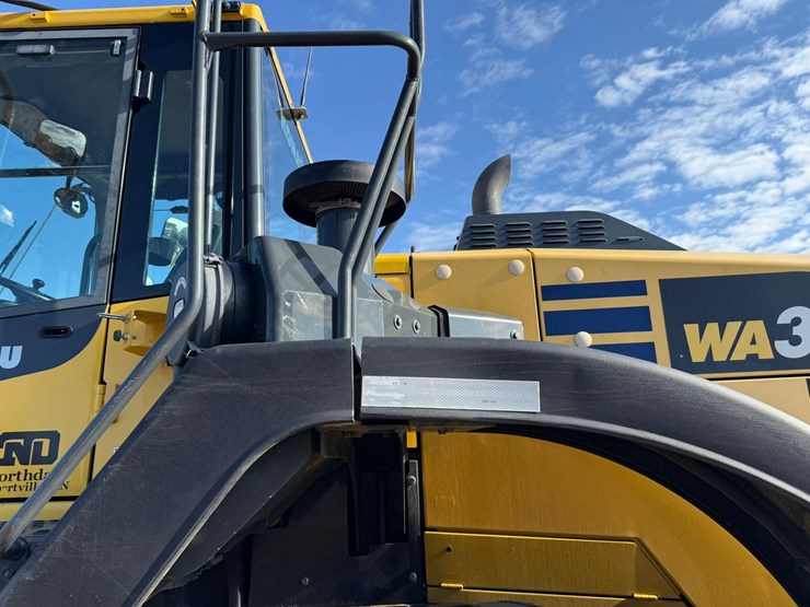 komatsu-wa380-image-65
