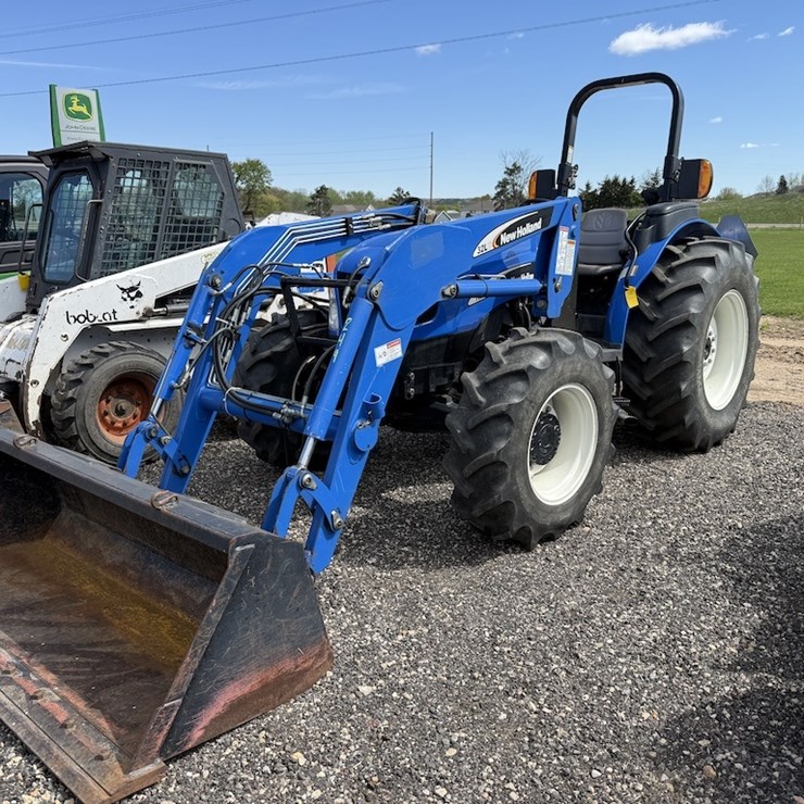NEW HOLLAND TN60A