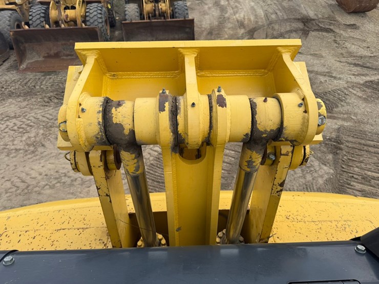komatsu-pc490-lc-11-image-54