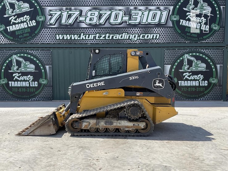 2022-deere-331g-image-1