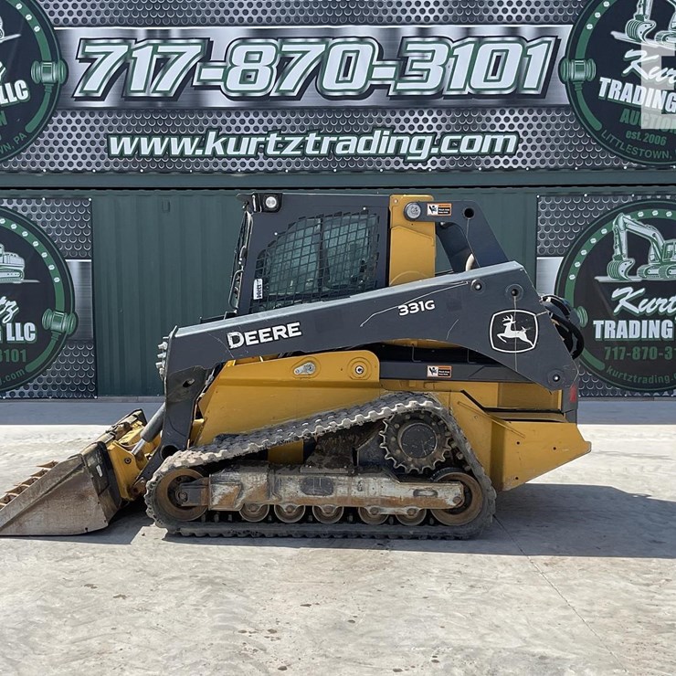 2022 DEERE 331G