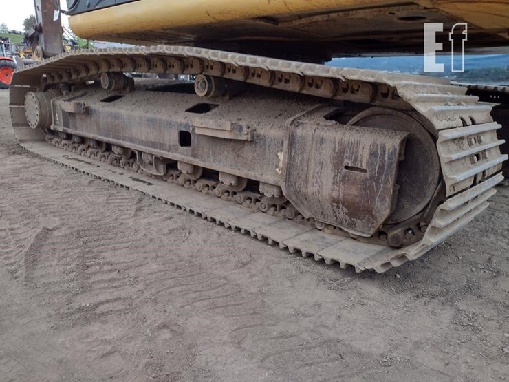 2006-deere-270d-lc-image-24