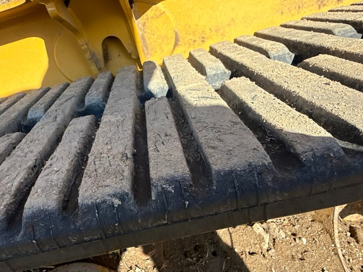 caterpillar-255-image-62