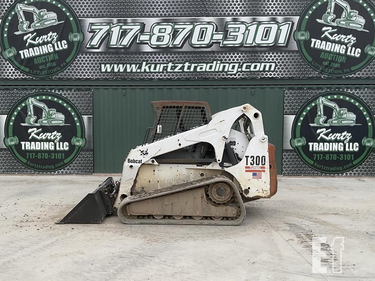 2004-bobcat-t300-image-1