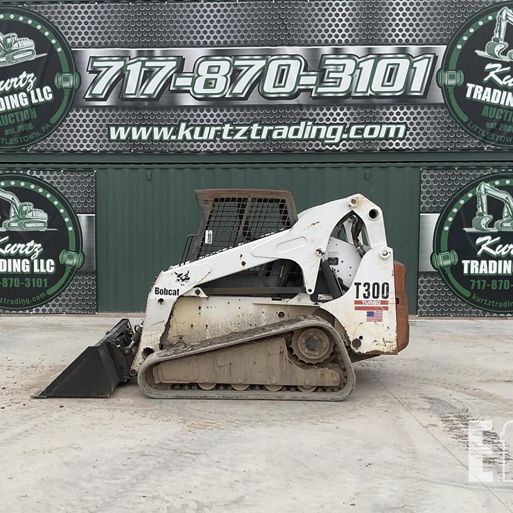 2004 BOBCAT T300