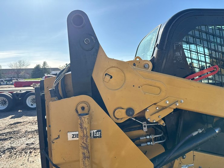 caterpillar-259d3-image-28
