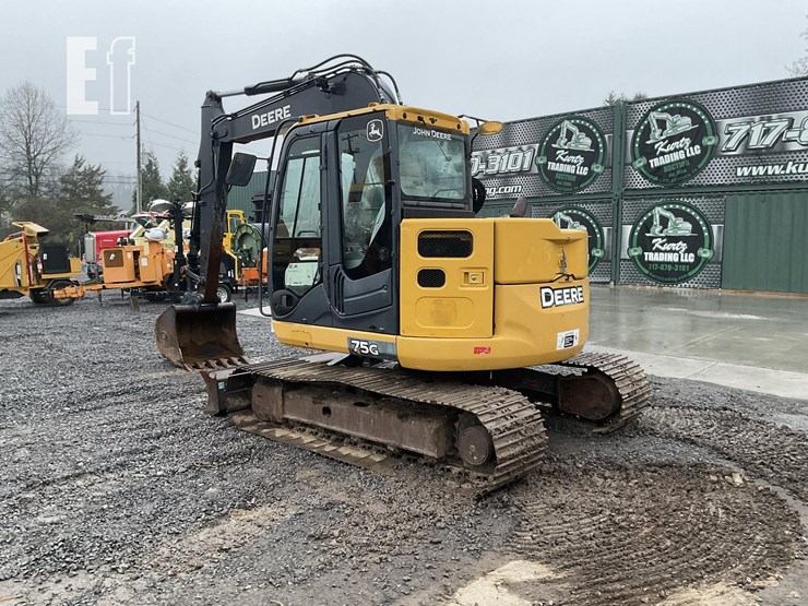 2019-deere-75g-image-2