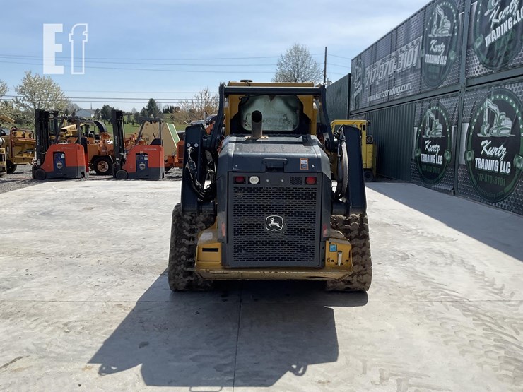 2022-deere-331g-image-3