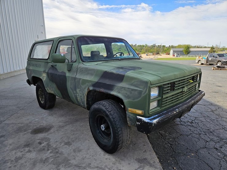 #62-•-1986-gmc-high-sierra-4x4-blazer-image-7