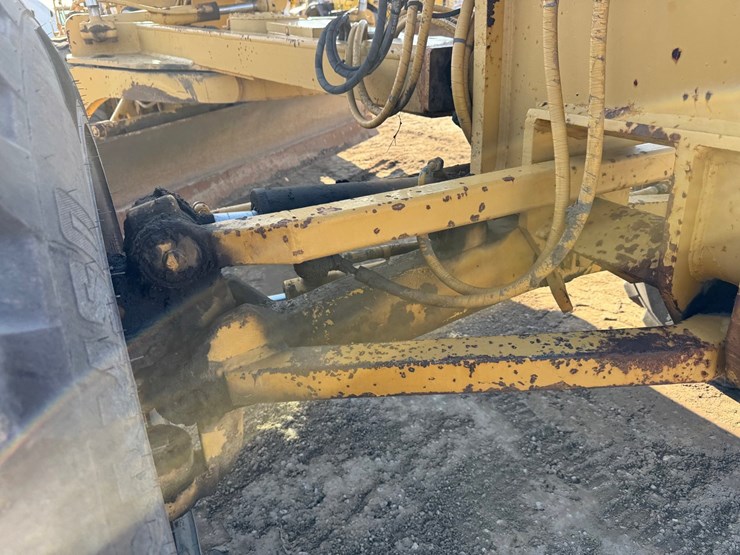 caterpillar-140g-image-89