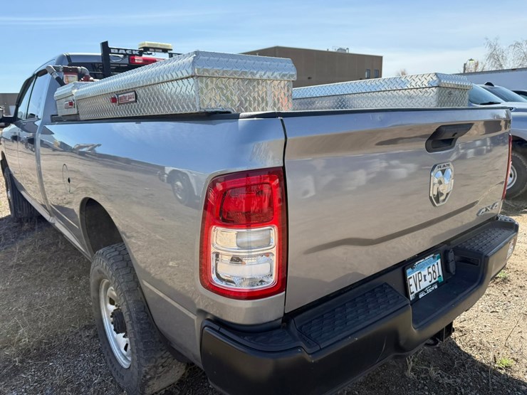 2021-dodge-2500-image-14
