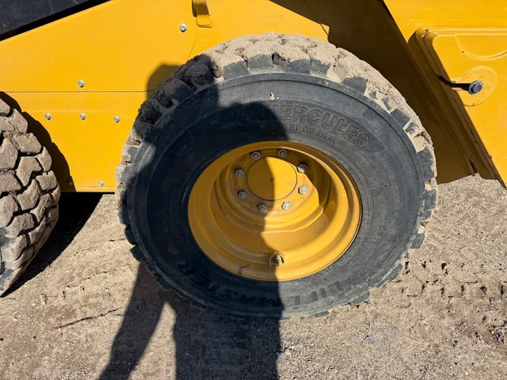 caterpillar-242d3-image-58