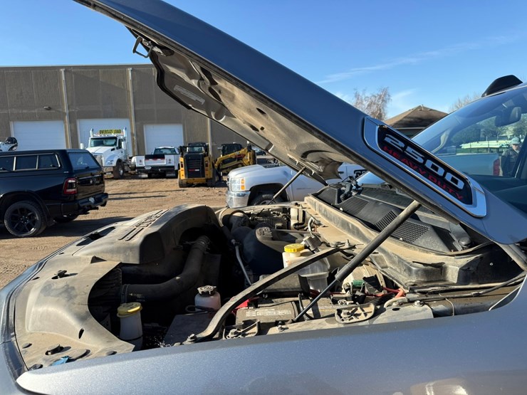 2021-dodge-2500-image-9