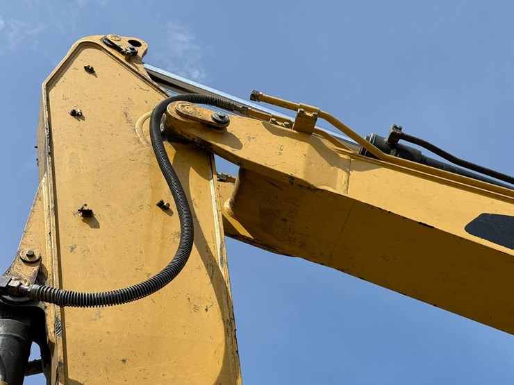 caterpillar-312e-image-16