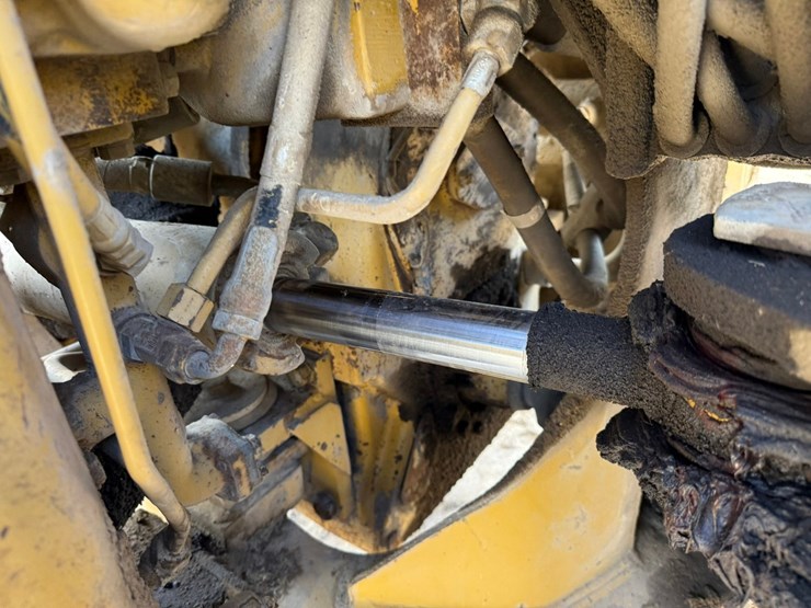 caterpillar-950f-image-66