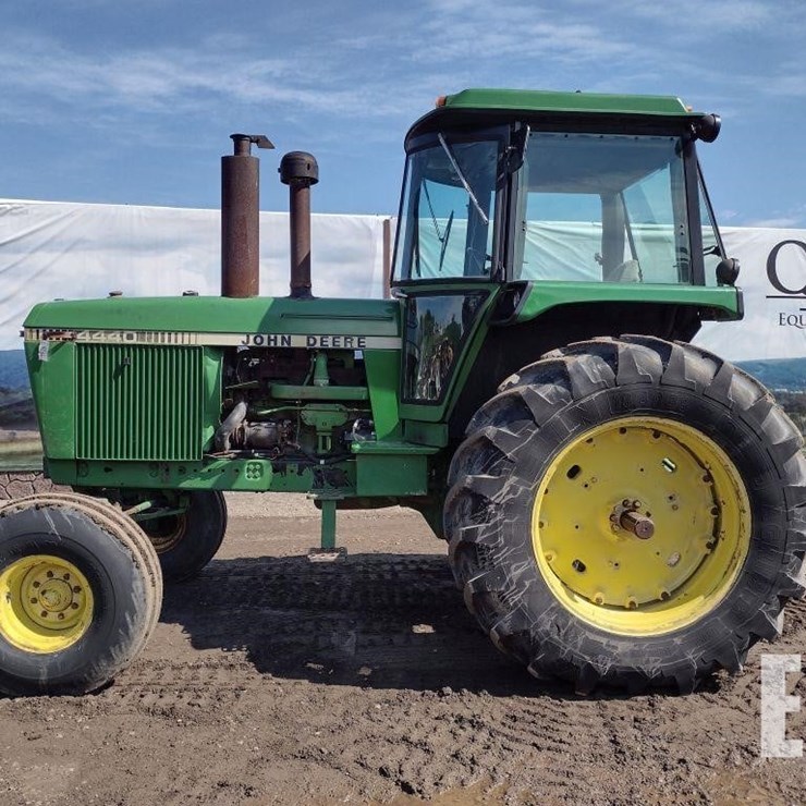 1980 JOHN DEERE 4440H