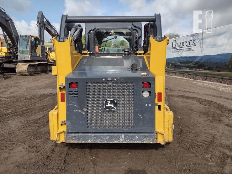 deere-317g-image-4