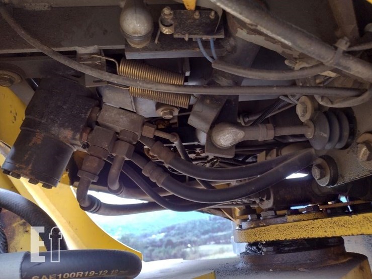 komatsu-wa180-3-image-30