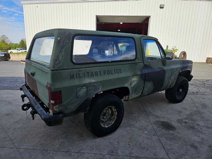 #62-•-1986-gmc-high-sierra-4x4-blazer-image-5
