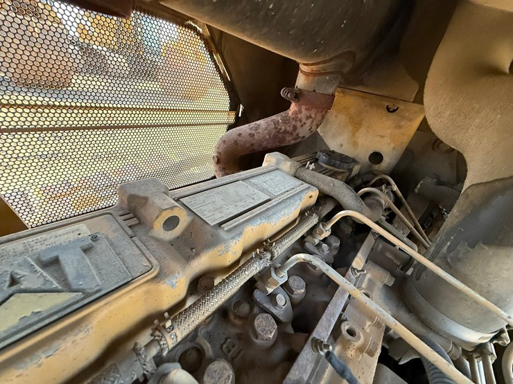 caterpillar-d4g-lgp-image-43