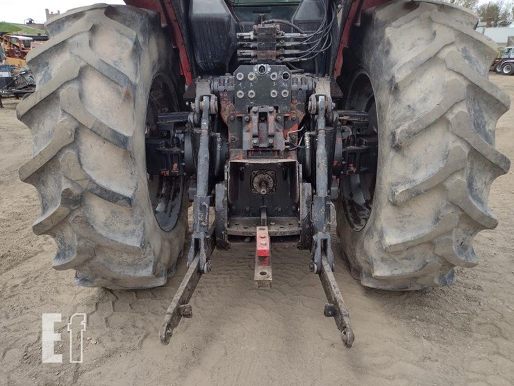 massey-ferguson-8270-image-30