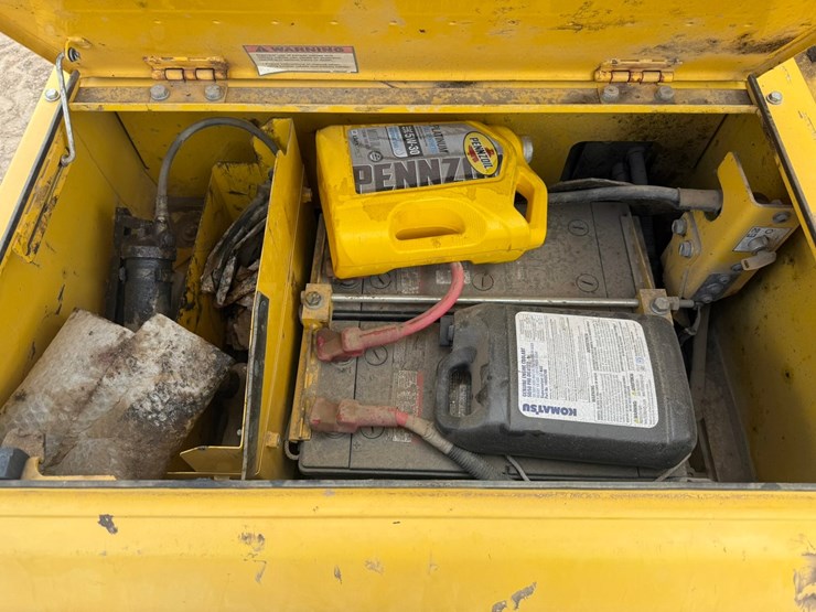 komatsu-pc490-lc-11-image-22