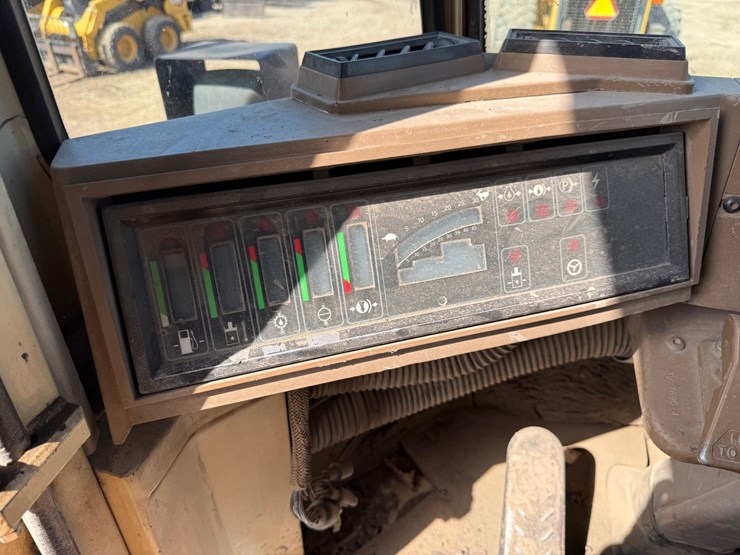 caterpillar-950f-image-74
