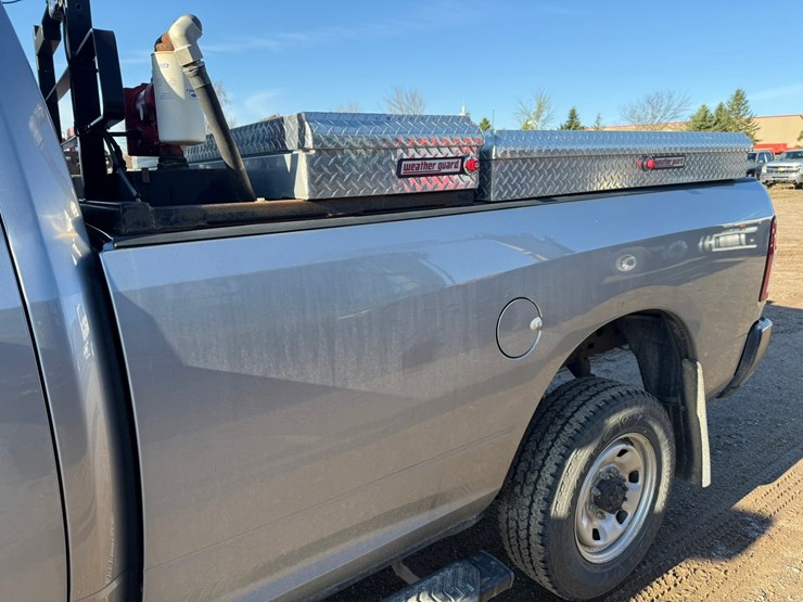 2021-dodge-2500-image-18